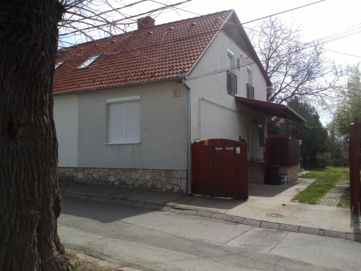 Budai Vam Apartmanhaz Pecs Exterior photo